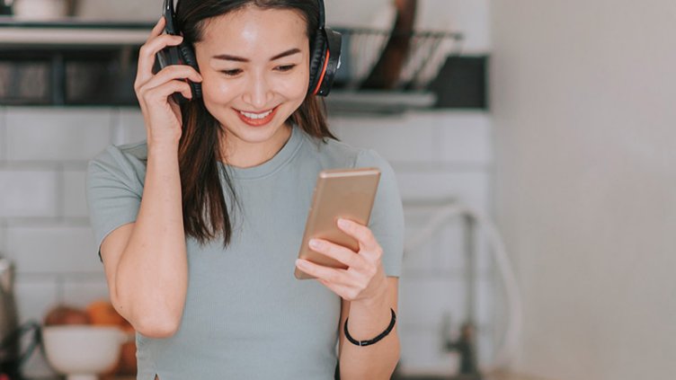 Women looking at mobile